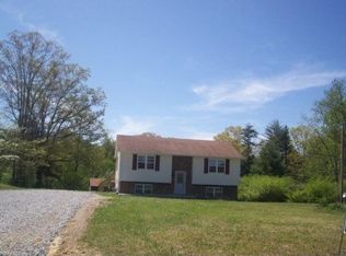 112 Matt Edmond Rd, Wartburg, TN 37887