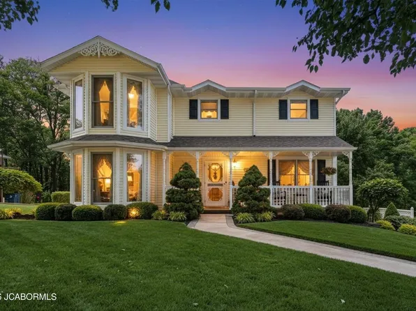 1431 Briar Village Ct, Jefferson City, MO 65109