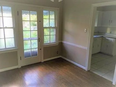 825 Carlyle Pl — Photo 6