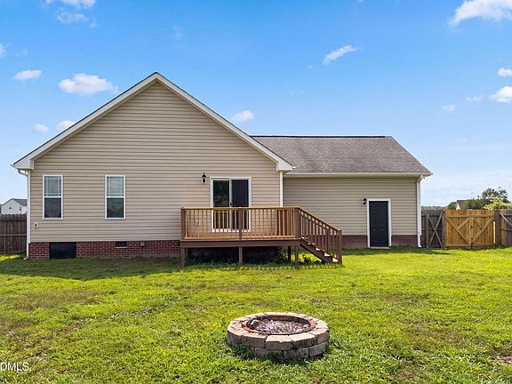 5th image of 208 Settlers Pointe Dr