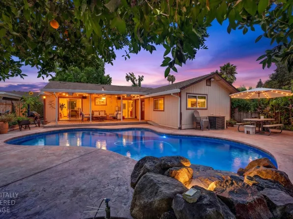 6218 Coyle Ave, Carmichael, CA 95608