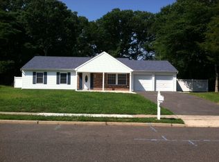 153 Shenandoah Blvd, Toms River, NJ 08753