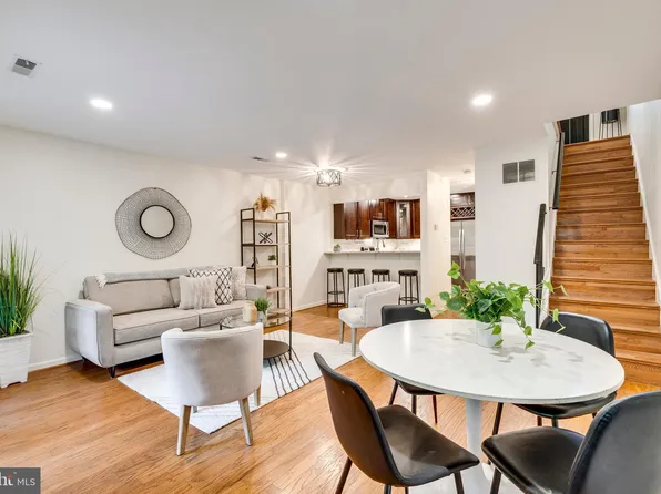 3760 Madison Ln, Falls Church, VA 22041