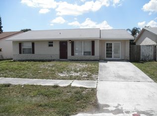 6182 Moonbeam Dr, Lake Worth, FL 33463