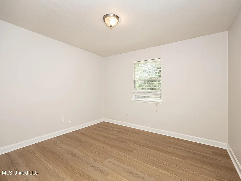 2840 Gardendale Ave — Photo 34