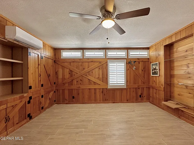 10101 Renfrew Dr — Photo 12