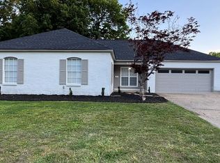 904 Arlington Dr, West Memphis, AR 72301