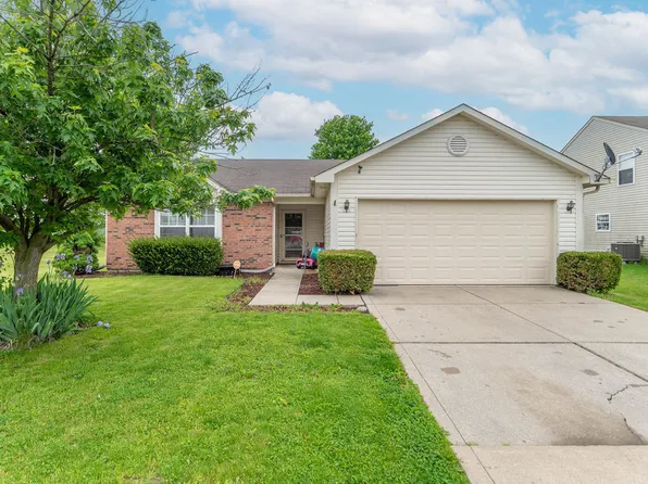 5721 W Prairie Meadow Dr, Indianapolis, IN 46221