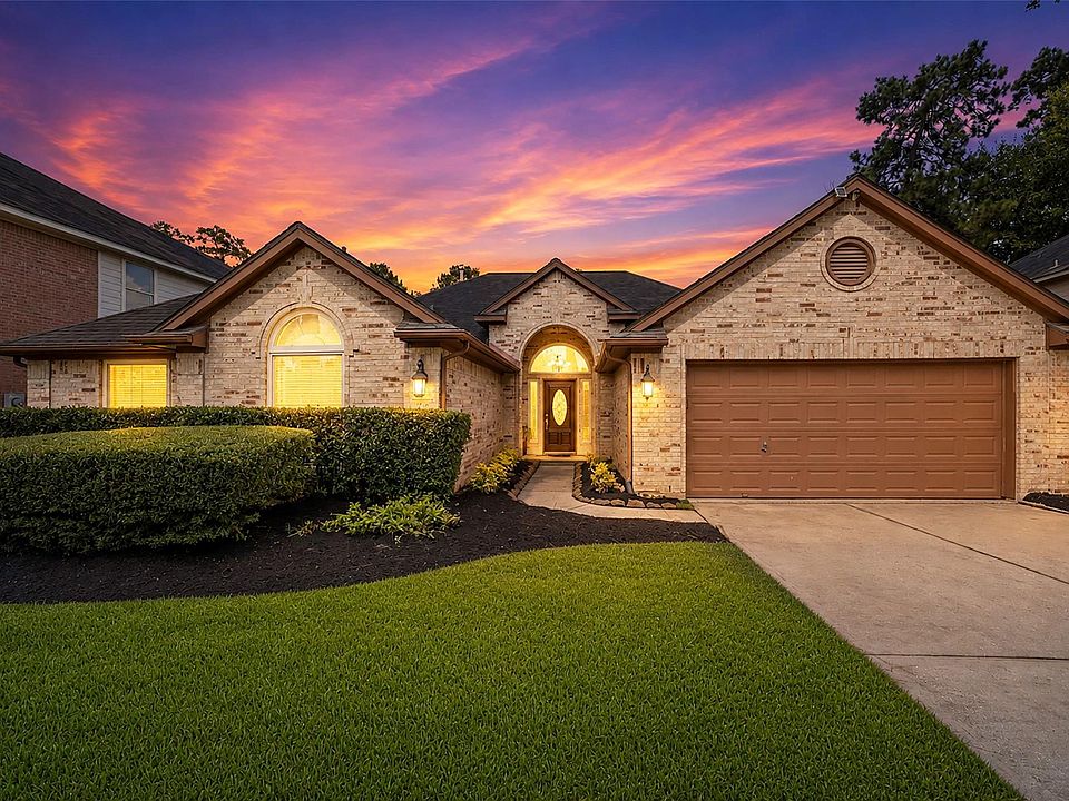 1st image of 930 Arbor Pne