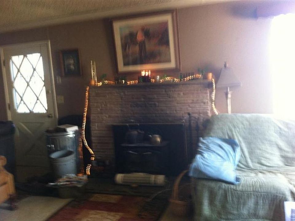 2nd image of 566 N Frankwood Ave