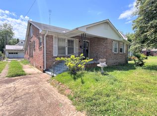 735 Prospect St, Florence, AL 35630