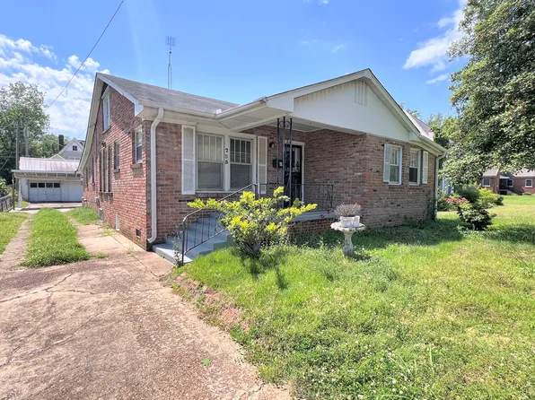 735 Prospect St, Florence, AL 35630