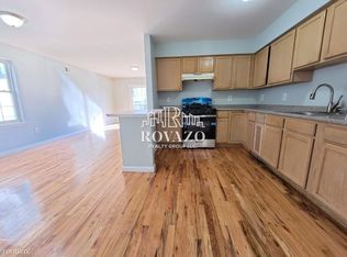 921 Hunterdon St #11803965, Newark, NJ 07112