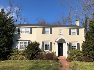 4901 Greenway Dr, Bethesda, MD 20816