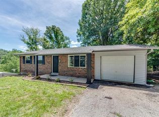 5716 Keith Dr, High Ridge, MO 63049