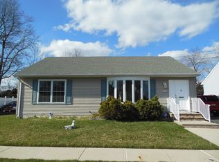 55A La Grange St, Raritan, NJ 08869