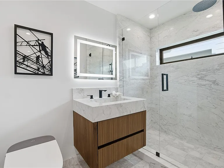 400 Heliotrope Ave — Photo 15