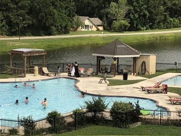 4th image of 14 Catalina Ln