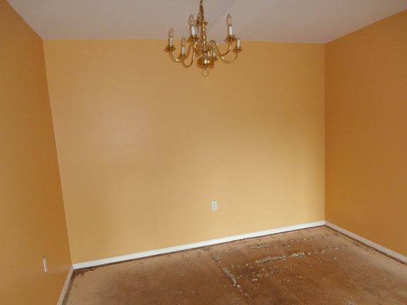 5th image of 452 Girard St #360