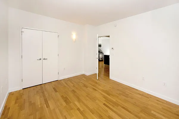 Rented by Astoria Realty | media 7
