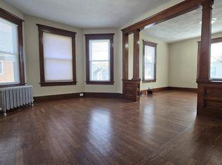 39 W School St #B, Westfield, MA 01085