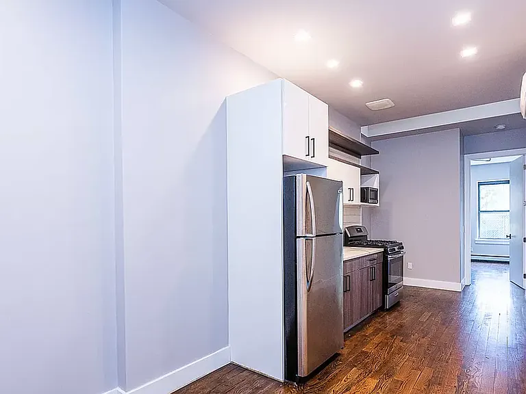 1084 Bedford Ave #GD1 — Photo 7