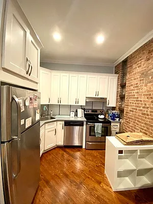 Rented by Bold New York | media 31