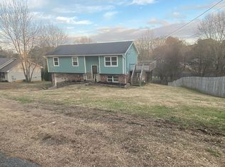 97 Dogwood Cir, Rock Spring, GA 30739