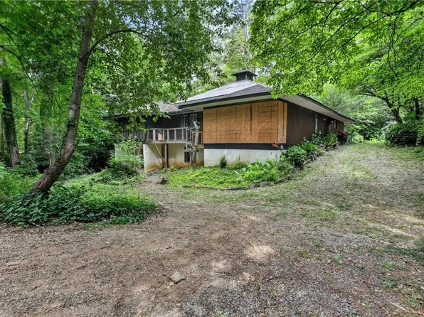 4015 McClatchey Cir NE, Atlanta, GA 30342