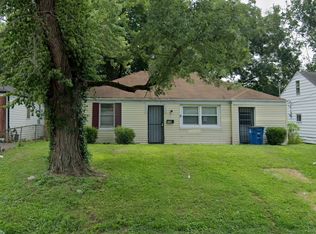 430 Scenic Dr, Saint Louis, MO 63137