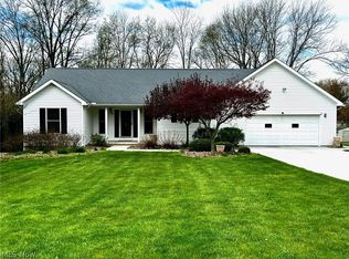 8950 Stetson Dr NE, Warren, OH