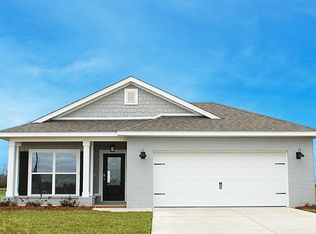 28168 Hallow Trl, Elberta, AL 36530