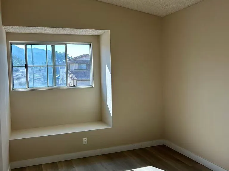 11110 Debra Way — Photo 9