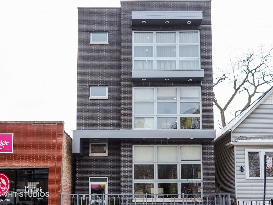 1st image of 2207 W Belmont Ave #3