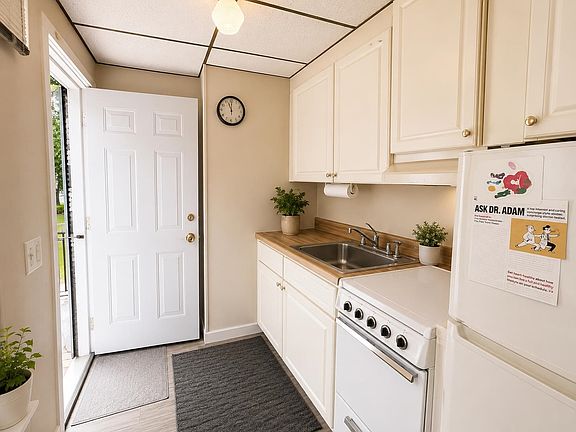 5th image of 145 E Hollis Street