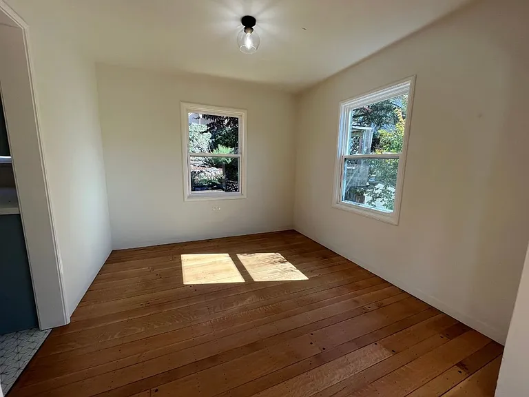 5685 Jordan Ave — Photo 8
