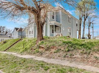 920-922 S 14th St, Saint Joseph, MO 64503