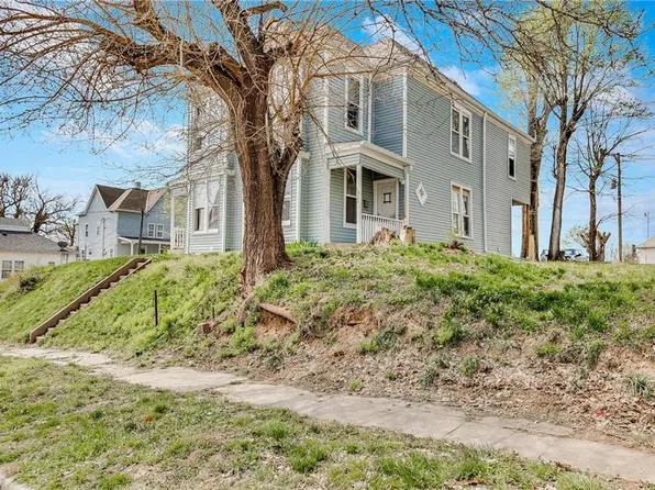 920-922 S 14th St, Saint Joseph, MO 64503