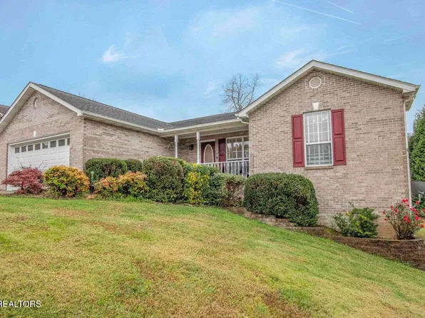 6142 Rivers Run Dr, Knoxville, TN 37914