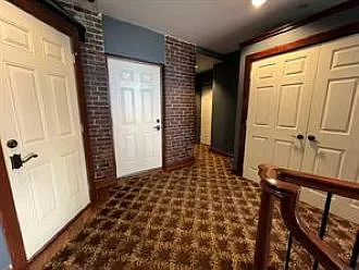3 bed, 2100 sqft, $3,300 — Photo 3