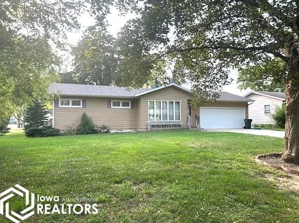 105 Harrison St, Emmetsburg, IA 50536