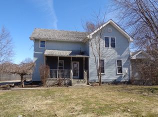 1422 Gulf Rd, Elyria, OH 44035