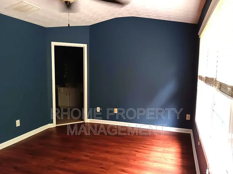 756 Celeste Ln SW — Photo 18