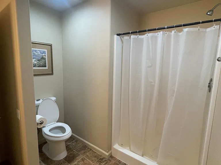 728 SE Scenic View Dr #1A — Photo 9