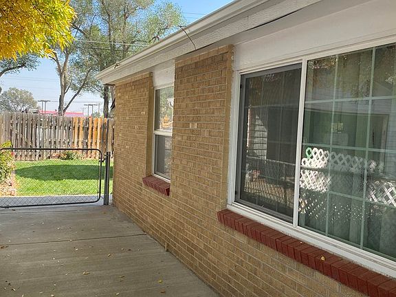 3rd image of 3632 Latham Ct