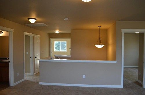 3rd image of 3918 19th Ave NE
