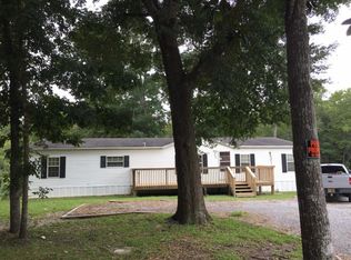 240 Stillwater Rd, Freeport, FL 32439