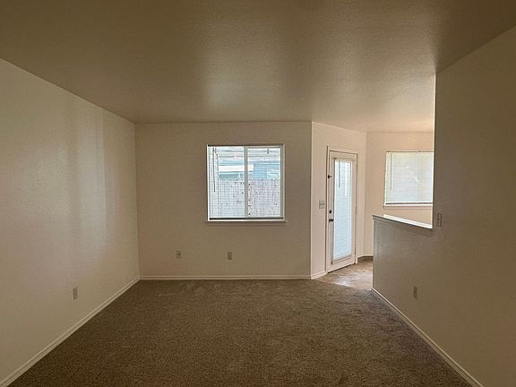 3rd image of 12520 SE Foster Rd #1