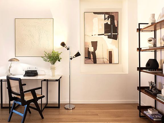 5th image of 42 Ann St APT 3