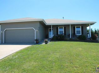 6949 SW 19th Ln, Topeka, KS 66615